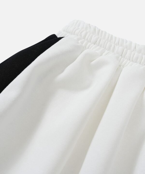 Color-coded Printed Casual Shorts